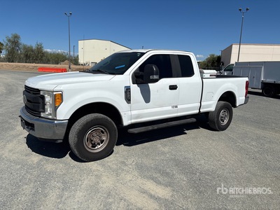 2017 Ford F-250 XL 4x4 Extended Cab Pick-up