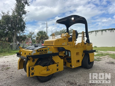 2023 Sakai GW754 7 Wheel Pneumatic Roller
