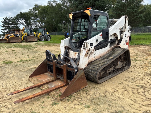 2022 Bobcat T740 Two-Speed Compact Track Loader 2022 Bobcat T740 Two-Speed Compact Track Loader