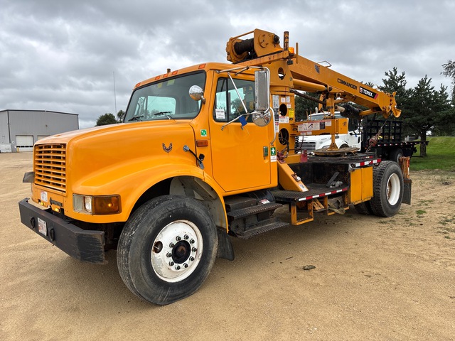 1999 Terex Commander C4045 on 1998 International 4900 4x2 Digger Derrick Truck