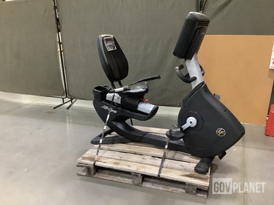 Life Fitness 95RS Recumbent Bike