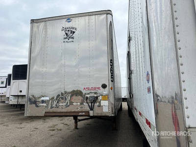 2013 Utility VS2DX 53 ft x 102 in T/A Van Trailer