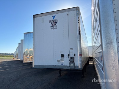2017 Vanguard MaxCube 53 ft x 102 in T/A Van Trailer