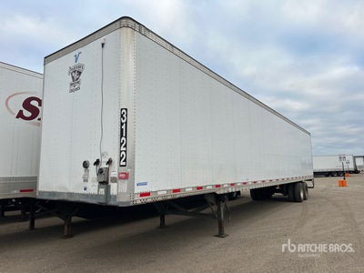 2017 Vanguard MaxCube 53 ft x 102 in T/A Van Trailer