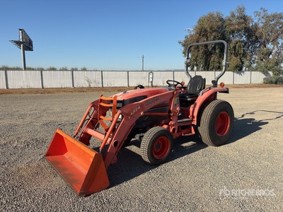 2009 Kubota L3240 4WD Utility Tractor