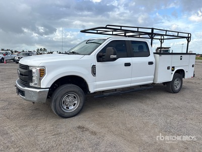 2019 Ford F-250 Utility Truck
