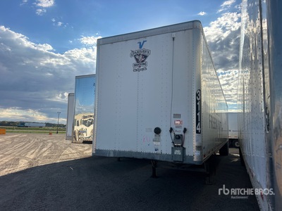 2017 Vanguard MaxCube 53 ft x 102 in T/A Van Trailer