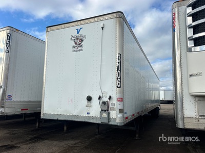 2017 Vanguard MaxCube 53 ft x 102 in T/A Van Trailer