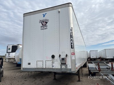 2017 Vanguard MaxCube 53 ft x 102 in T/A Van Trailer
