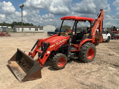 2023 Kubota M62 4x4 Backhoe Loader