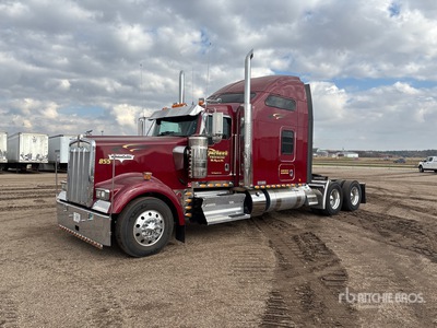 2022 Kenworth W900 T/A Day Cab Truck Tractor