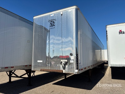 2013 Utility VS2DX 53 ft x 102 in T/A Van Trailer