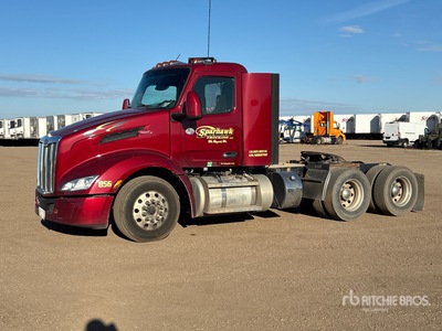 2022 Peterbilt 579 6x4 Day Cab Truck Tractor