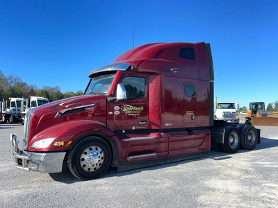 2025 Peterbilt 579 6x4 T/A Sleeper Truck Tractor