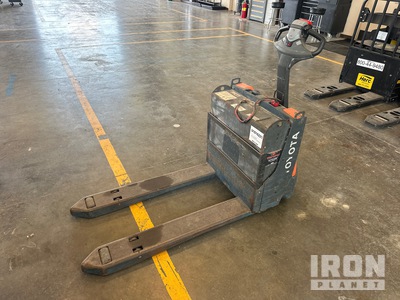 2018 (unverified) Toyota 8HBW23 4500 lb Electric Pallet Jack