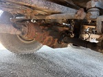 Underbody with Center Drive Axle