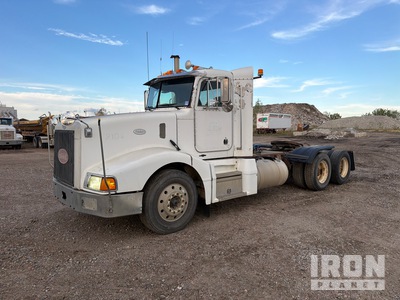 1998 (unverified) Peterbilt 377 6x4 تراكتور شاحنة نهارية (ثنائية المحور)