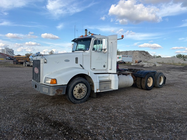 1998 Peterbilt 377 6x4 T/A Day Cab Truck Tractor