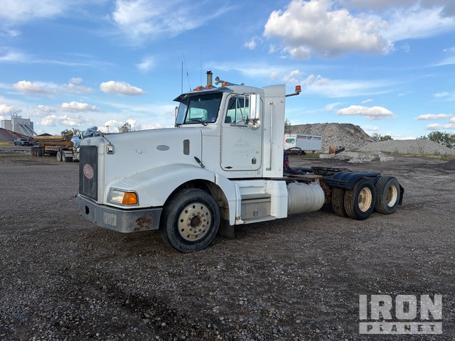 1998 Peterbilt 377