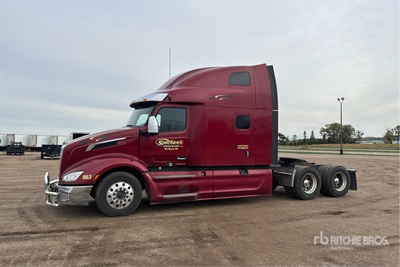 2023 Peterbilt 579 6x4 Sleeper Truck Tractor
