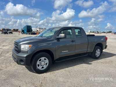 2013 Toyota Tundra 4x4 Crew Cab Pick Up