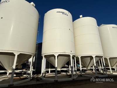 Grain Max +/- 4000 bu 4 Ring Smooth Wall Hopper Grain Bin