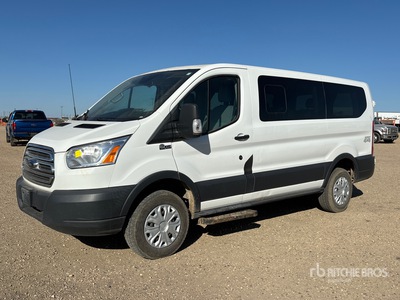 2018 Ford Transit -150 XLT 4x4 8 Furgoneta de pasajeros