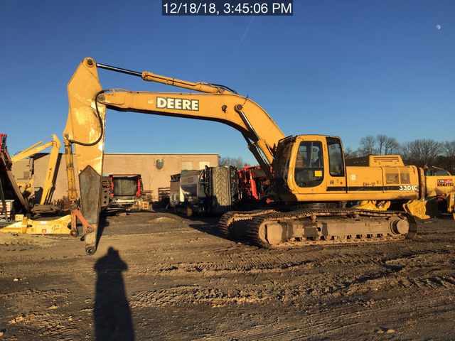 John Deere 330LC Track Excavator John Deere 330LC Track Excavator