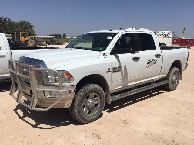 2017 Ram 3500 4x4 Crew Cab Pickup
