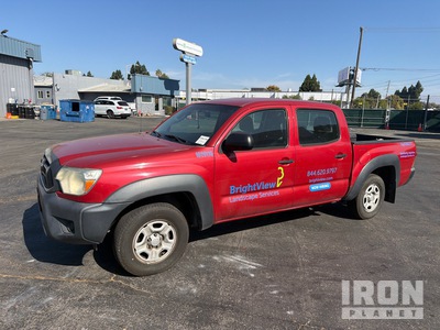 2015 Toyota Tacoma 4x2 Crew Cab Pickup