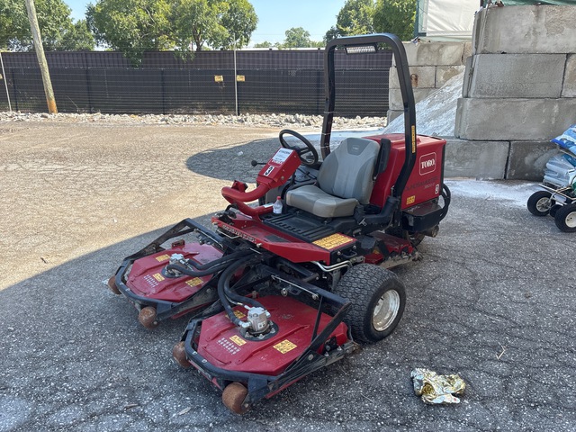Toro Groundmaster 3500D Ride-On Lawn Mower
