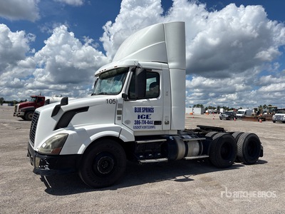 2013 Volvo VNL 6x4 T/A Day Cab Truck Tractor