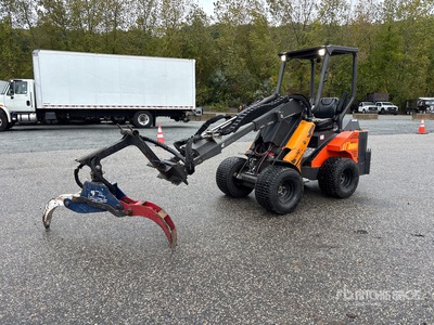 2023 Cast Genesis 25 Telescopic Mini Pala cargadora