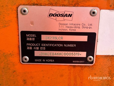 2012 Doosan DX235LCR حفارة للأساسات