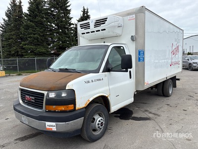 2018 GMC Savana G3500 4x2 Refrigerated Truck