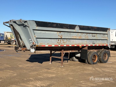 1980 Arnes 23 ft T/A Tipping Trailer (Inoperable)