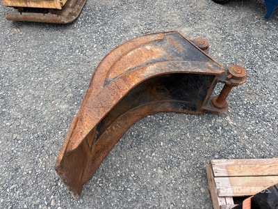 16 in Cleanup Excavator Bucket