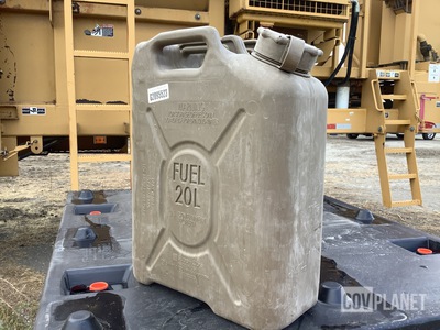 (30) Plastic Fuel Cans