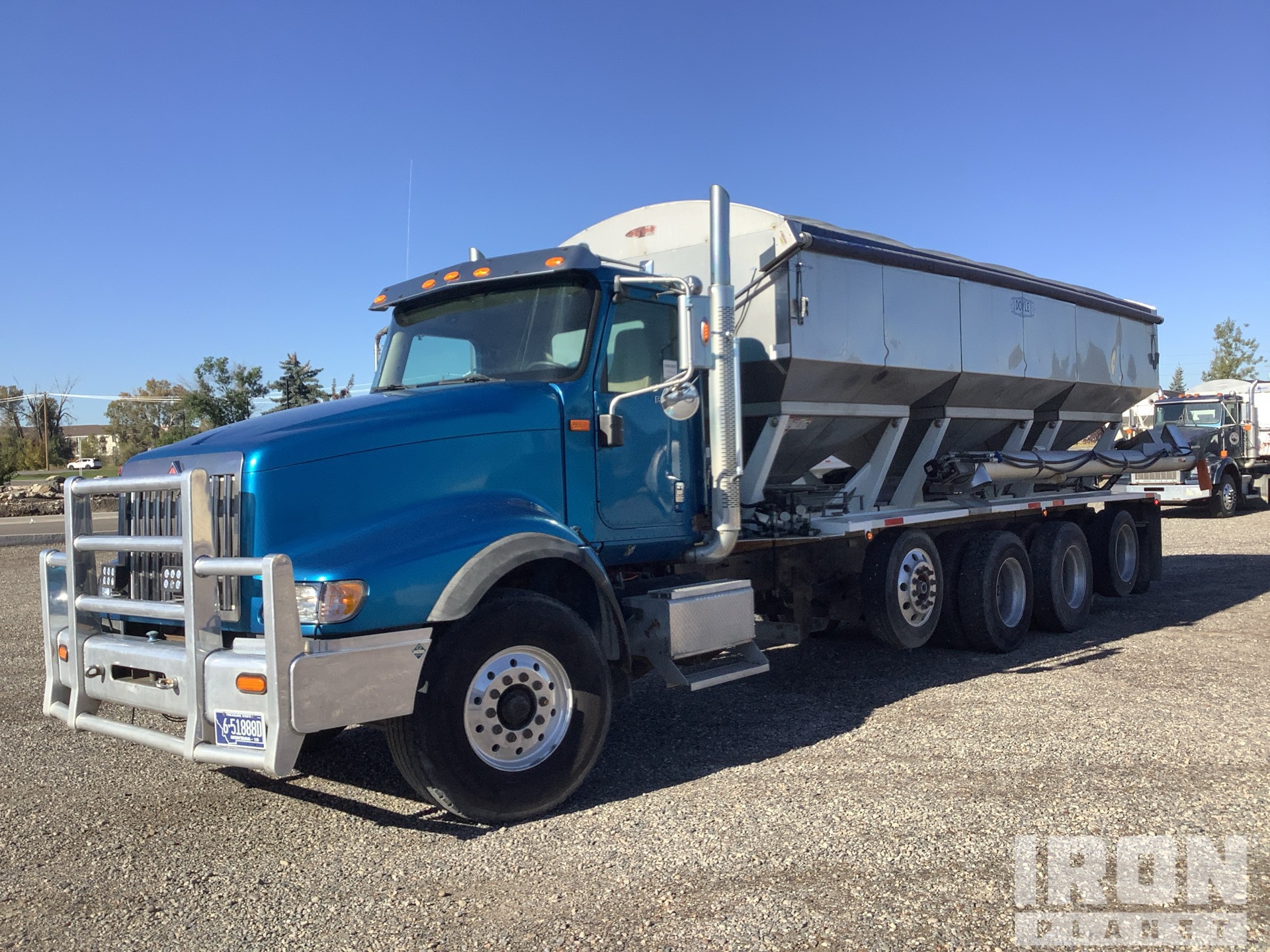 2011 International Paystar 5900i 10x4 Quad/A / 3 Compartments Tender Truck