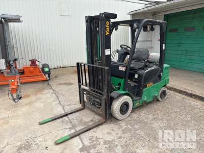 2015 Yale GTP050LX 4750 lb 4x2 Gelände-Gabelstapler