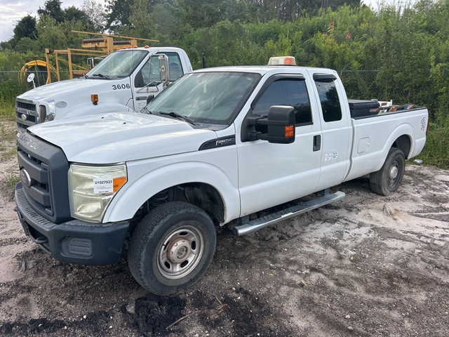 2015 Ford F-250 XL 4x4 Extended Cab Pickup