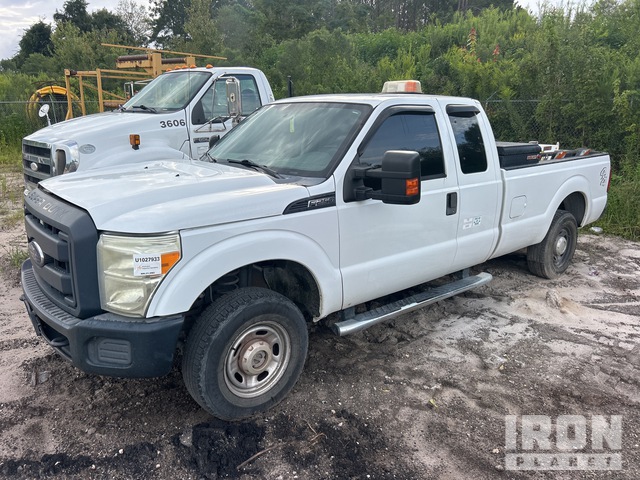 2015 Ford 2015 Ford F-250 XL 4x4 Extended Cab Pickup