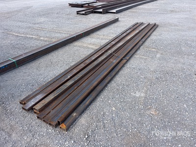 Quantity of 20Ft 4x2in Steel Tubing