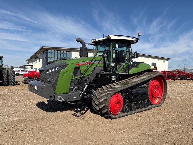 2022 Fendt 1167 Vario MT Track Tractor