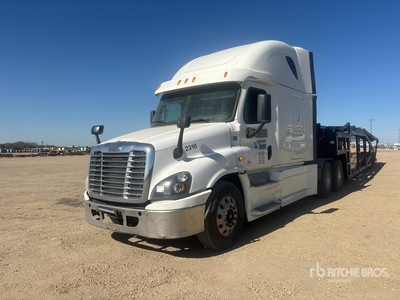 2014 Freightliner Cascadia 125 6x4 Sleeper Camion transporteur de Voitures