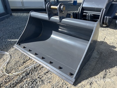2026 Warrior WBMC5-1200 1200 mm Q/C Cleanup Excavator Bucket - Fits 5 - 6 Ton (Unused)