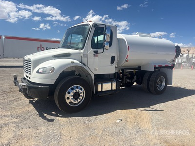 2019 Freightliner M2 106 2000 gal 4x2 Water Truck