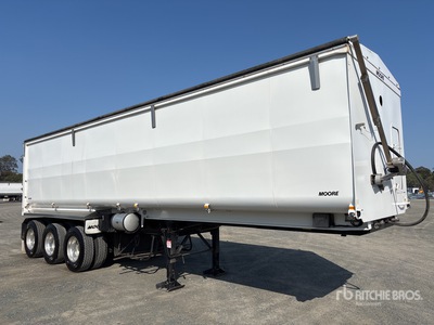 2021 Moore 9.7 m Tri/A Remolque banera