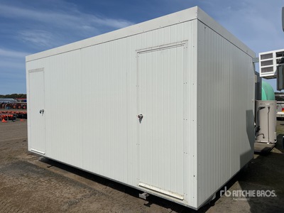 4.8 m x 3 m Skid-Mounted Portable Toilet
