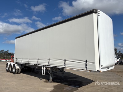 2005 MaxiTrans 9.8 m Tri/A B-Double Lead Tautliner Trailer